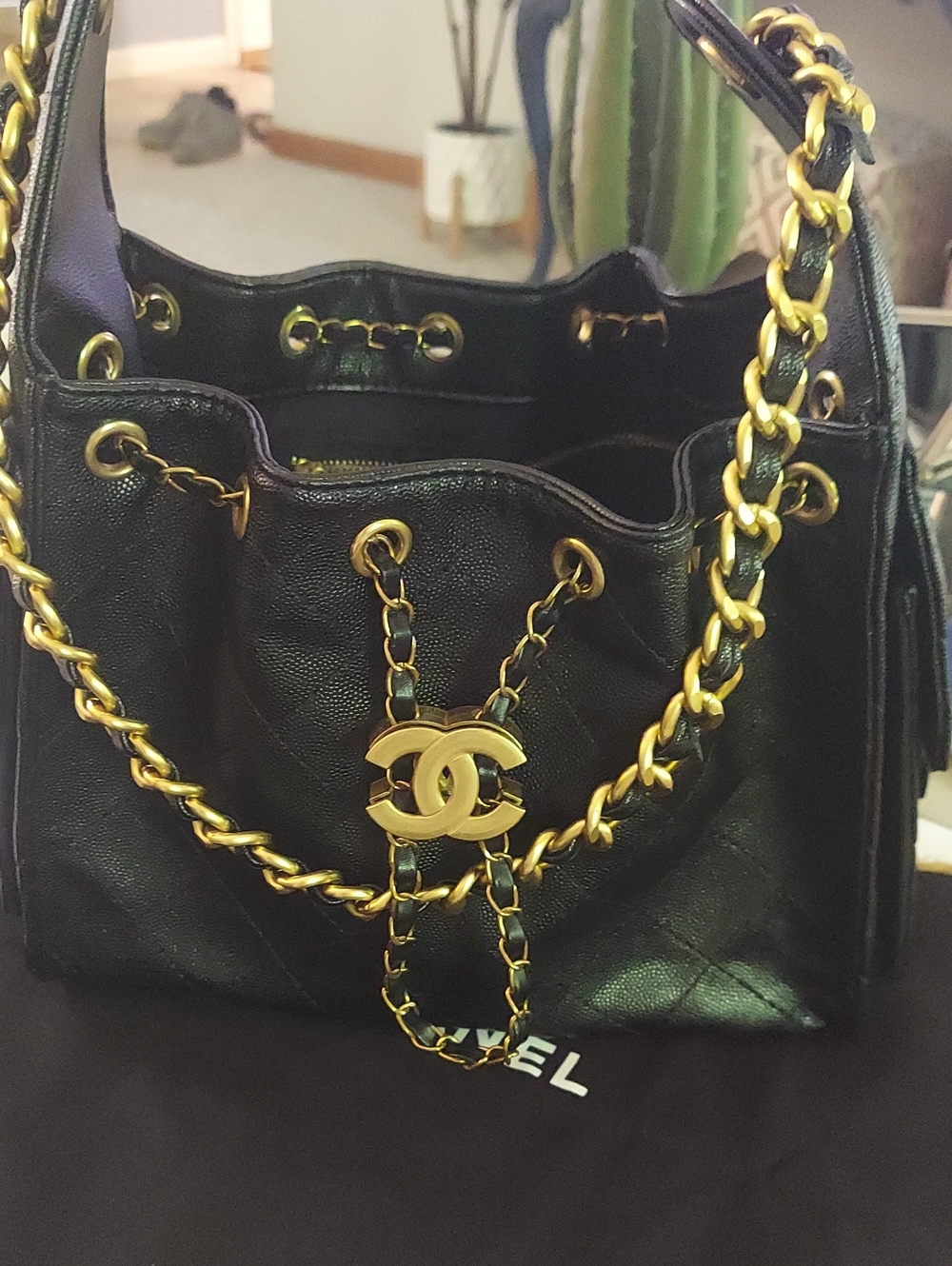 FASHION Jet Black Caviar Leather Shoulder Bag Full Size